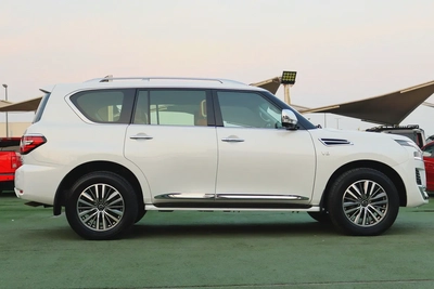 Nissan Patrol LE Platinum 2020 GCC Specs-5