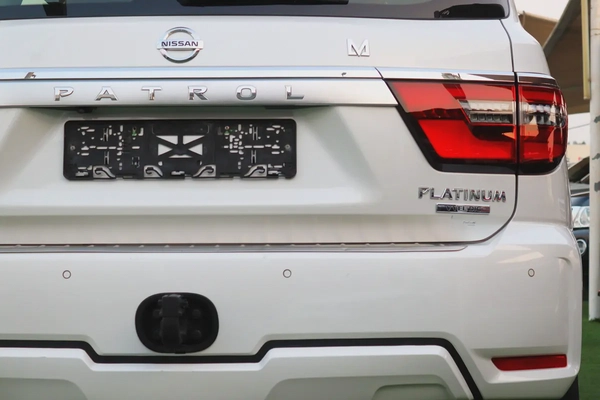 Nissan Patrol LE Platinum 2020 GCC Specs