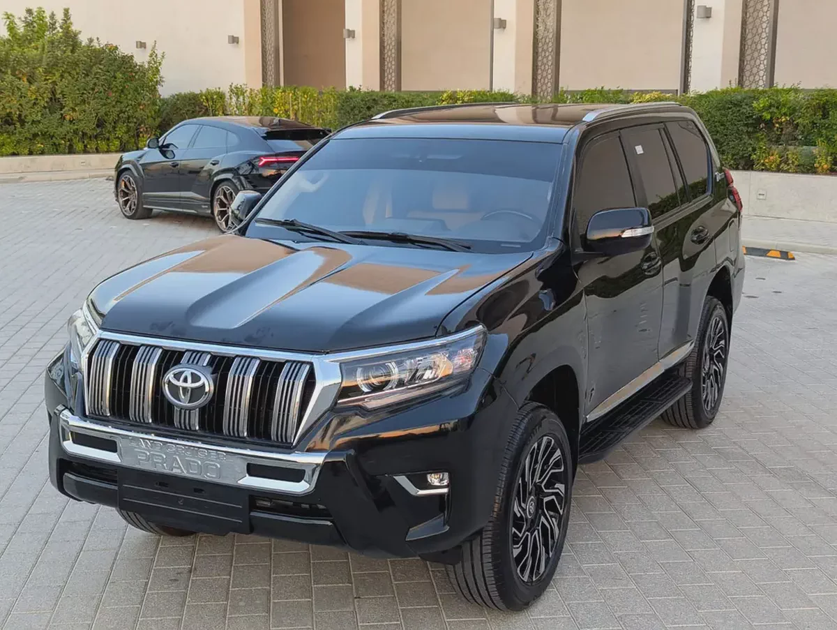 2023 Toyota Land Cruiser Prado TXL | 2.7L V4 | GCC Specs | Excellent Condition | 4WD-2-2
