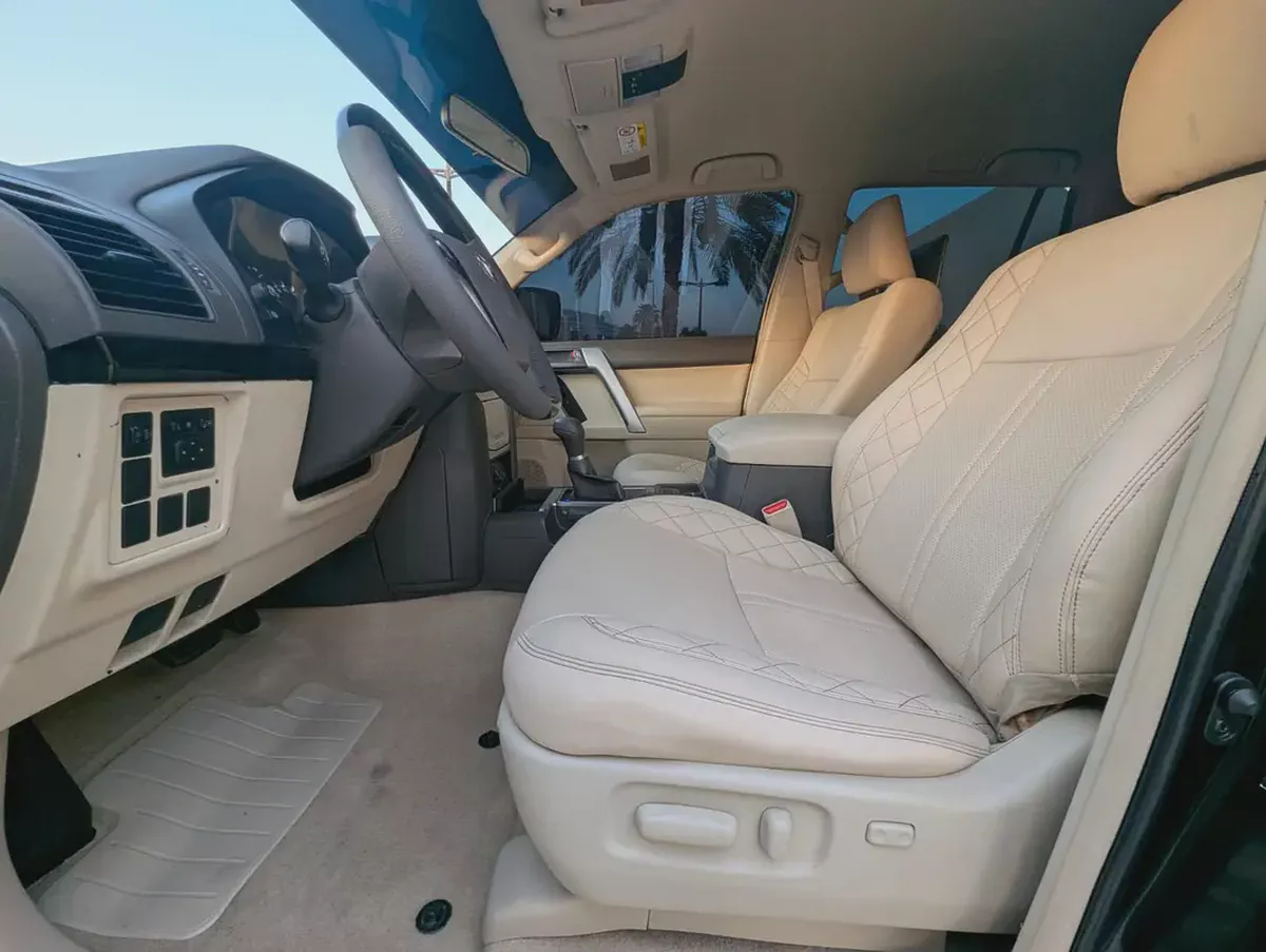 2023 Toyota Land Cruiser Prado TXL | 2.7L V4 | GCC Specs | Excellent Condition | 4WD-8-8
