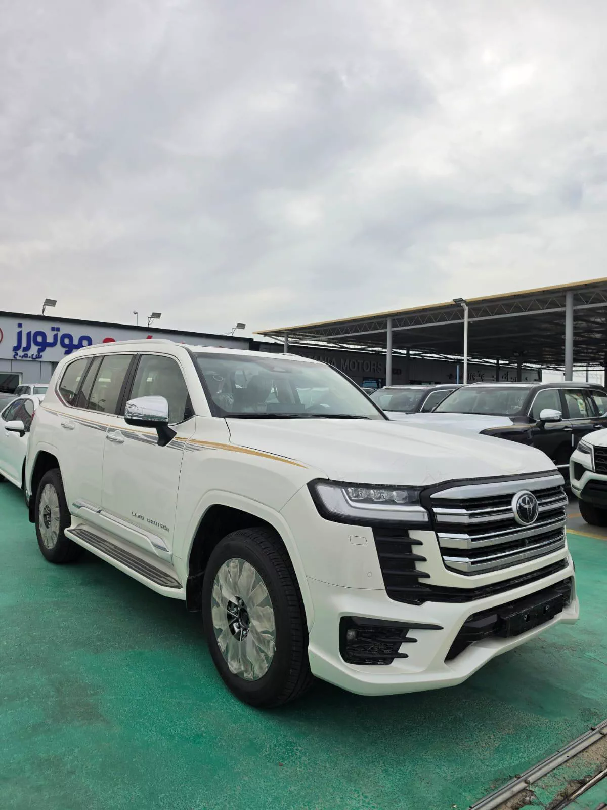 Toyota Land Cruiser LC300 VXR Plus 2026 | 2026 Model-3-3