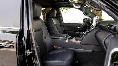 Toyota Land Cruiser VXR LC300 VXR 3.3L Diesel MY2025-13