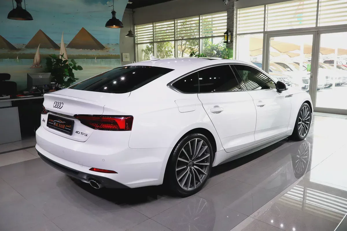 40 TFSI . GCC Specs . Full Option . Excellent Condition-5-5