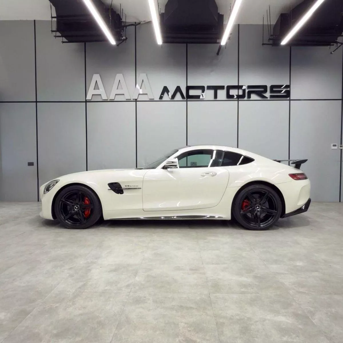 Mercedes Benz AMG GT 63-S Mercedes-Benz AMG GT S 2016 Japanese specs-22-0