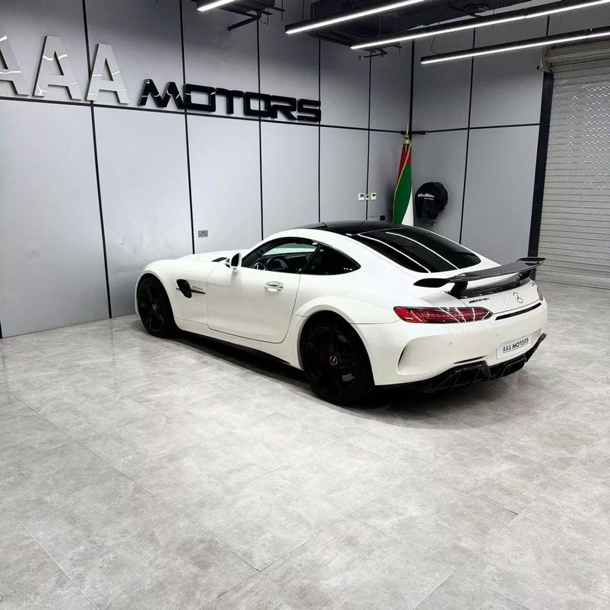 Mercedes Benz AMG GT 63-S Mercedes-Benz AMG GT S 2016 Japanese specs-23-0