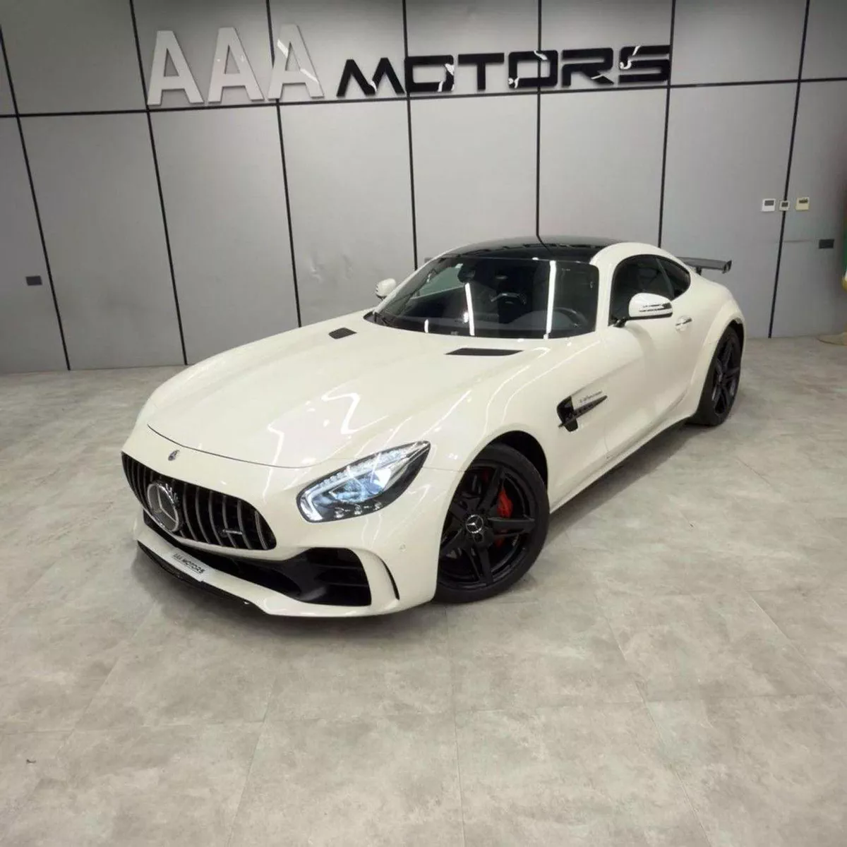 Mercedes Benz AMG GT 63-S Mercedes-Benz AMG GT S 2016 Japanese specs-1-0