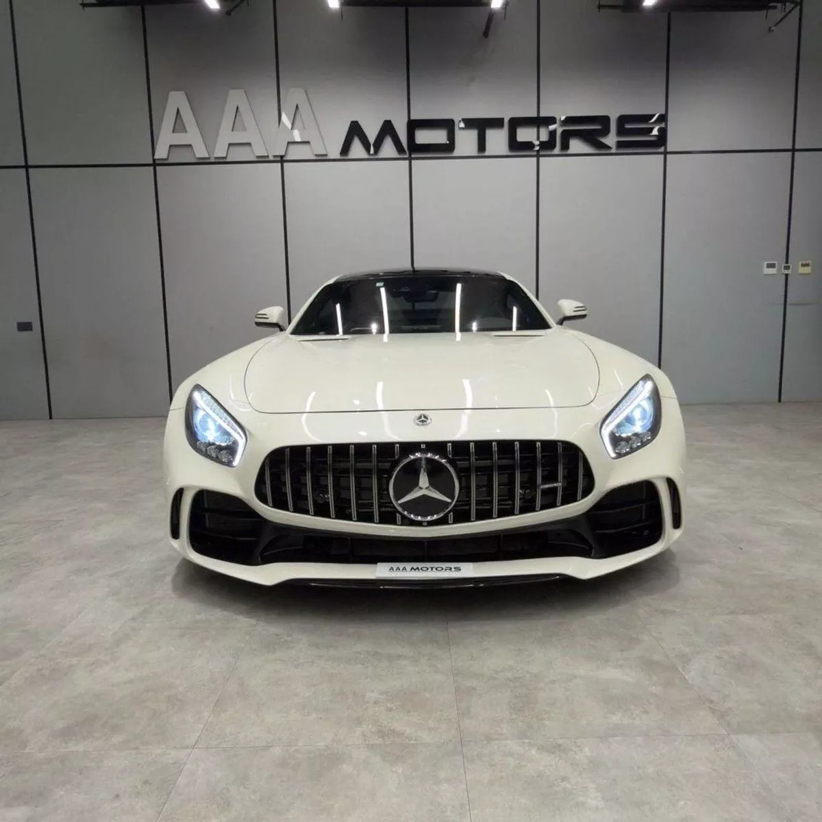 Mercedes Benz AMG GT 63-S Mercedes-Benz AMG GT S 2016 Japanese specs-4-0