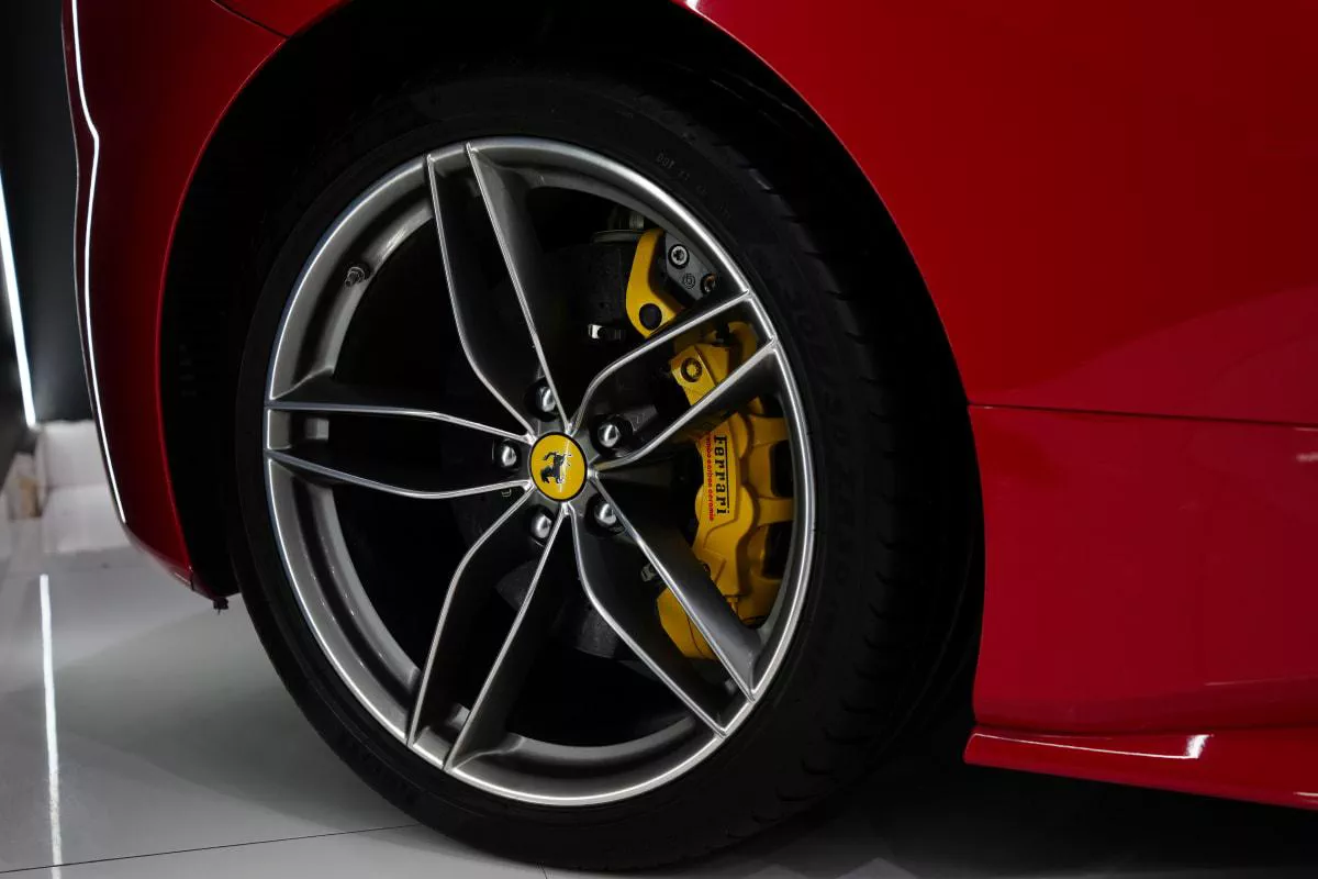 Ferrari 488 Spider-2-2