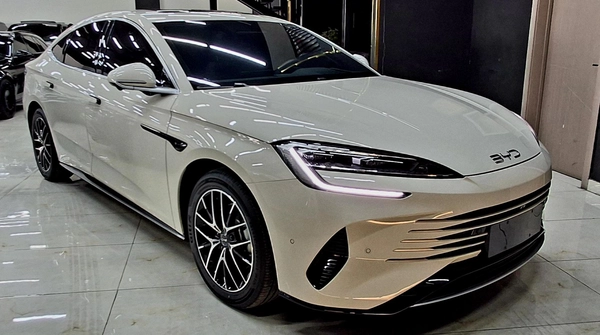 2025 BYD SEAL 07 LUXURY EDITION