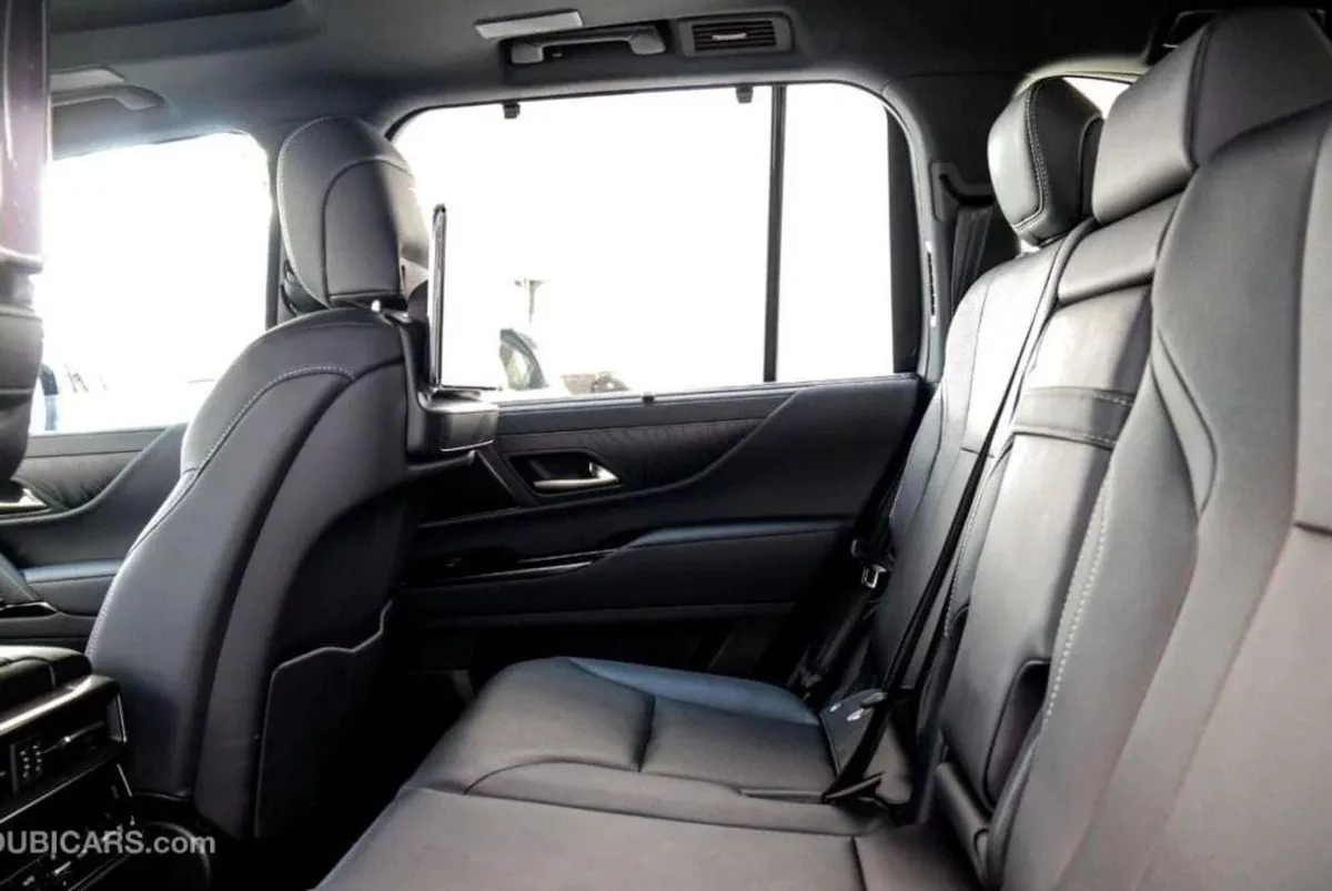 Lexus LX600 SIGNATURE LEXUS LX600 2024-10-0