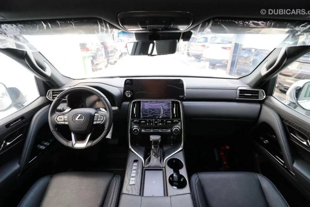 Lexus LX600 SIGNATURE LEXUS LX600 2024-6-0