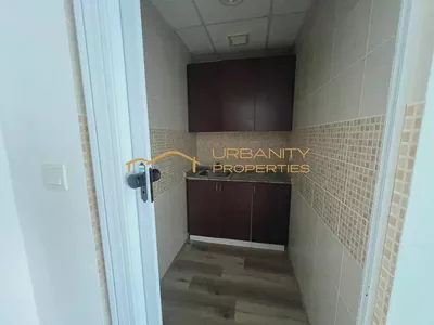 Fitted Office in Burlington Tower | Business Bay | 544 Sq. Ft. | 3 Parking Spaces-1