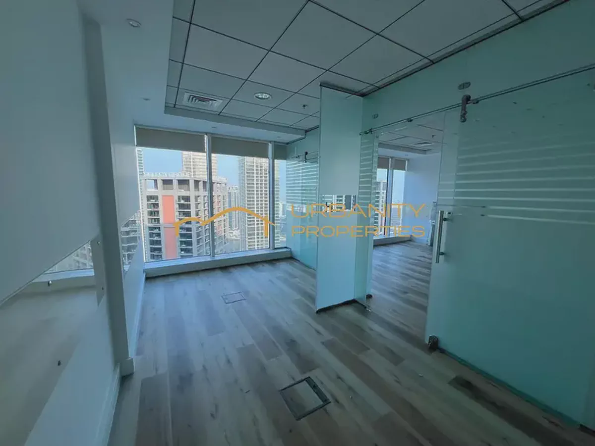 Fitted Office in Burlington Tower | Business Bay | 544 Sq. Ft. | 3 Parking Spaces-2-2