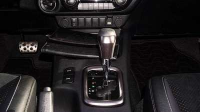 Toyota Hilux GR Sport 4.0L-11