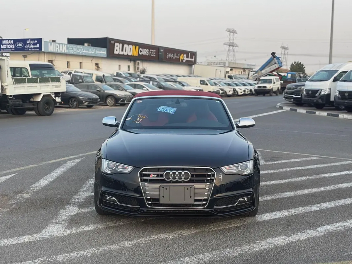 SUPER CLEAN S5 RED INTERIOR ONLY 32500 KM FRESH JAPAN IMPORTED-1-1