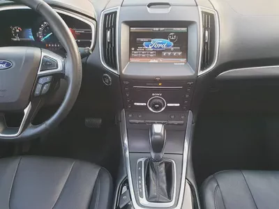 FORD EDGE TITANIUM AWD - GCC SPECS - UNDER WARRANTY - ACCIDENT FREE - EXCELENT CONDITION --10