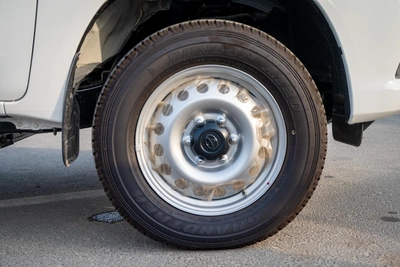 Toyota Hilux DLX Basic-10