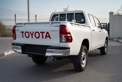 Toyota Hilux DLX Basic-5