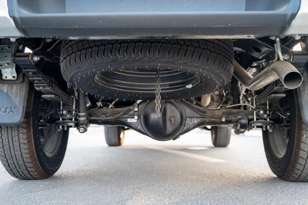 Toyota Hilux DLX Basic