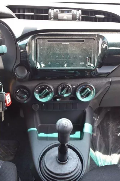 Toyota Hilux SGLX HILUX 2.4L P.WINDO MT DIESEL 2022-7