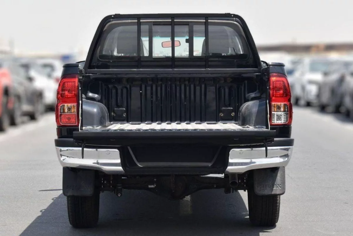 Toyota Hilux SGLX HILUX 2.4L P.WINDO MT DIESEL 2022-3-0