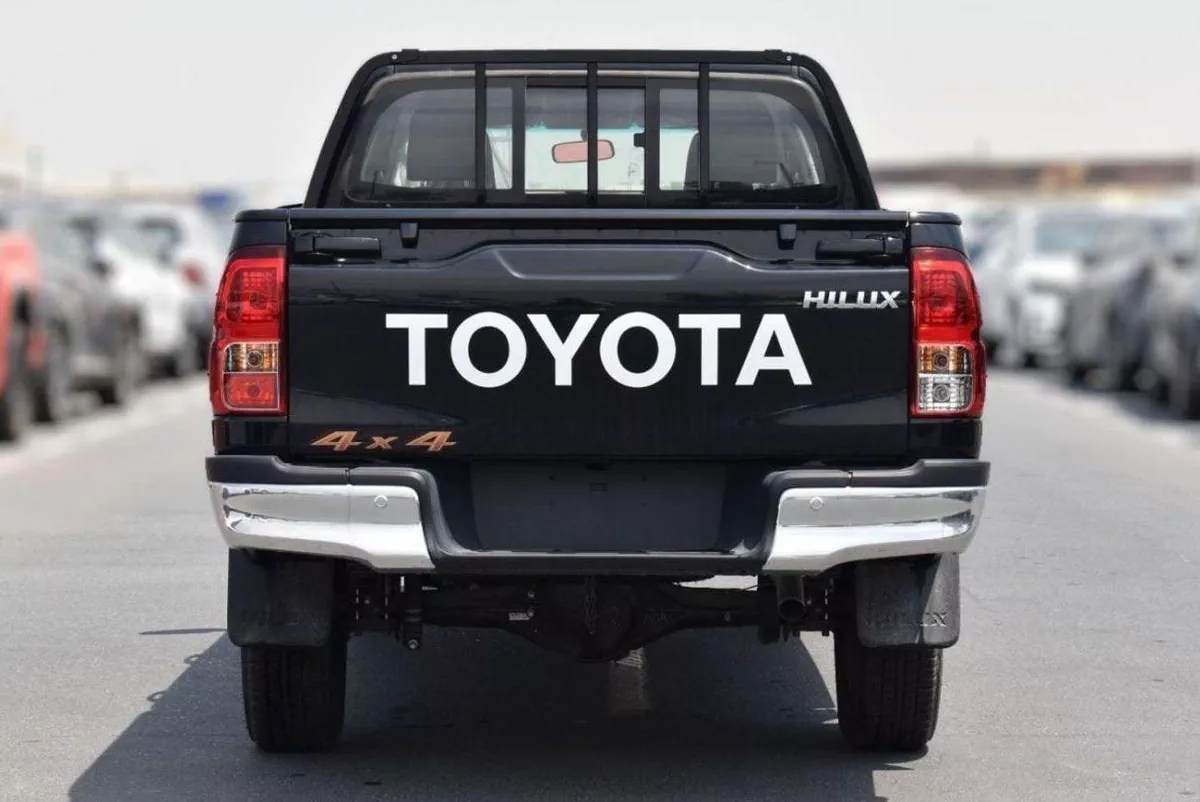Toyota Hilux SGLX HILUX 2.4L P.WINDO MT DIESEL 2022-4-0