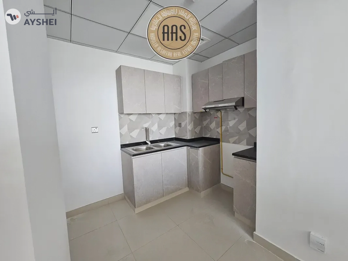 Brand new Spacious 3-BHK Apartment With All Facilities-2-2