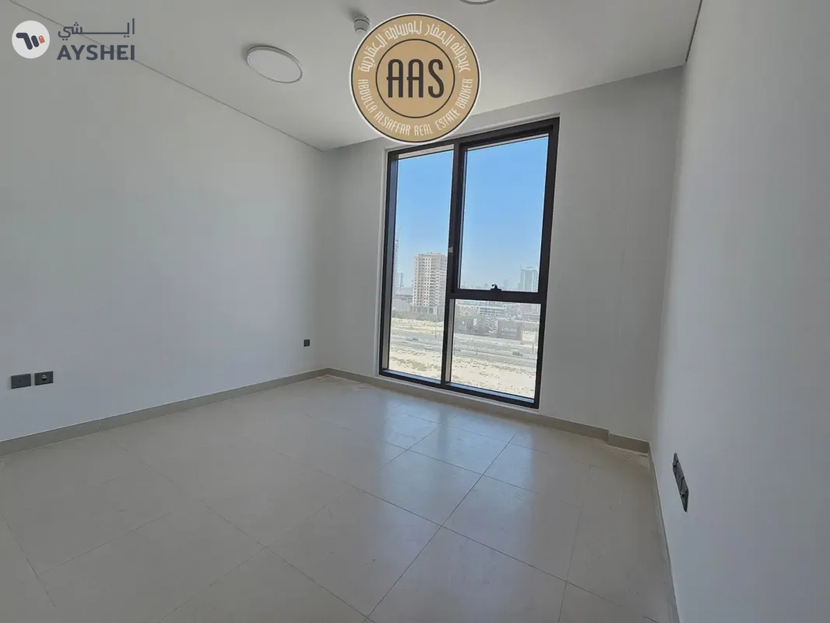 Brand new Spacious 3-BHK Apartment With All Facilities-6-6