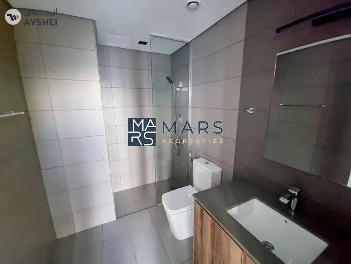 Brand New Spacious 1bhk Available with Balcony +Two Washroom +Pool+Gym-10-10