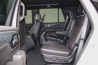 GMC Yukon AT4 Ultimate 2025 GCC Specs-9