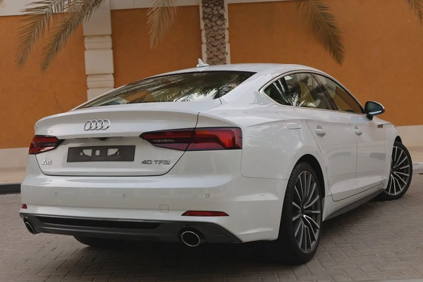 AUDI A5 -2018- 120000KM-GCC SPECS