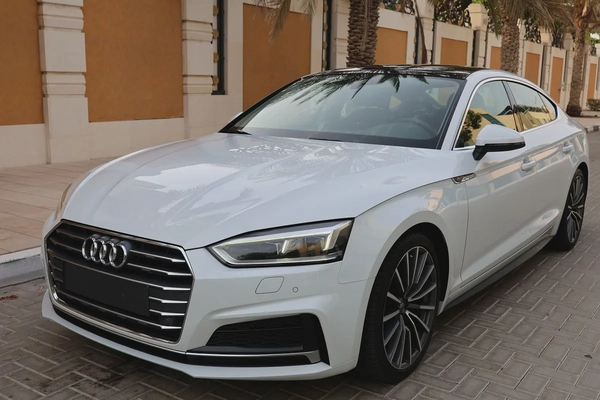 AUDI A5 -2018- 120000KM-GCC SPECS