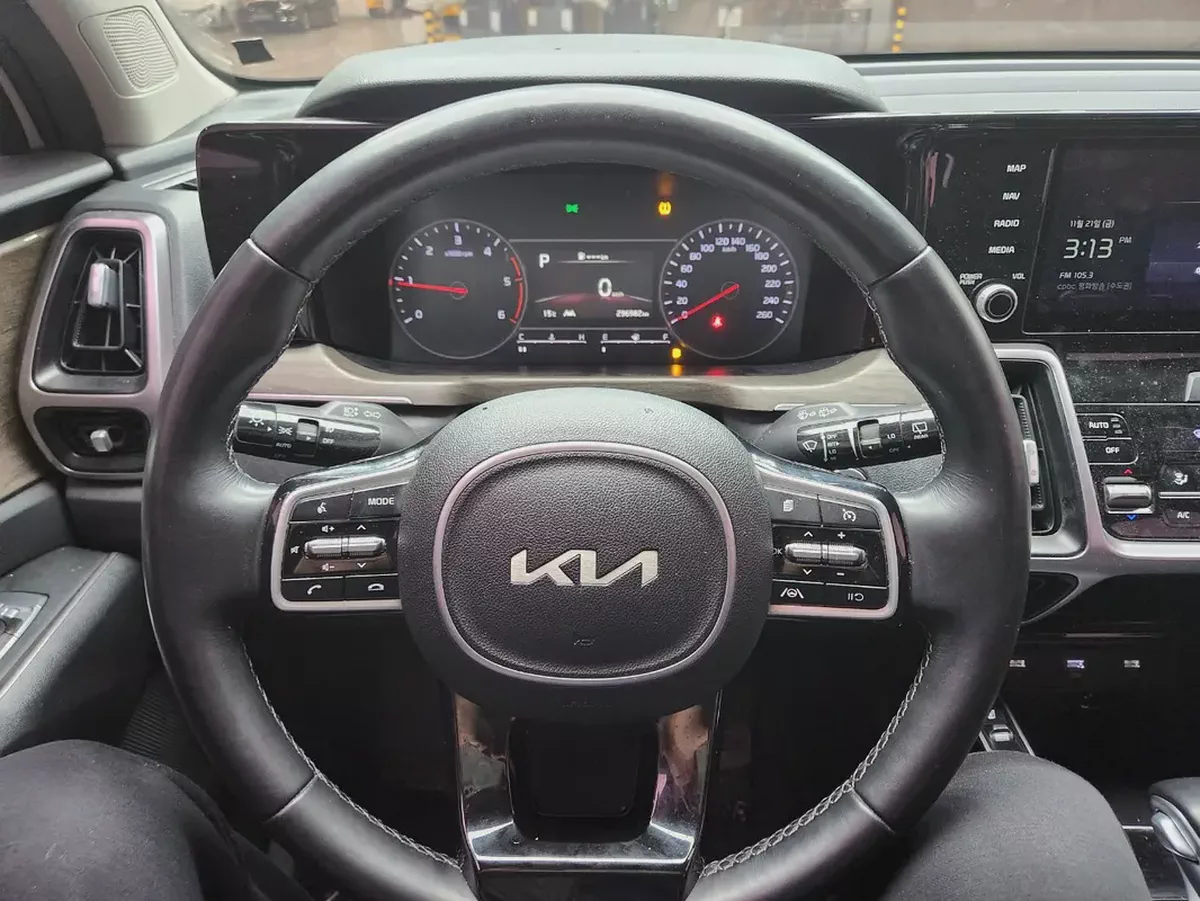 2022 Kia Sorento Trend - Korean Specs - Pristine Condition-13-13