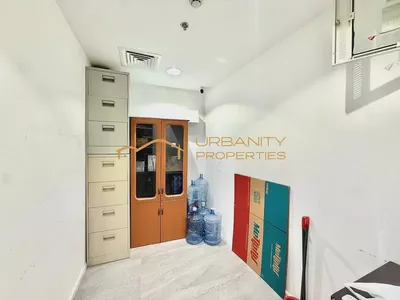 Luxury Office | Unique Layout | Canal View | Furnished | 2 Months free-3