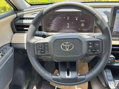 2026 Toyota RAV4 XLE 2.5L HYBRID WITH RADAR GCC Specs-8