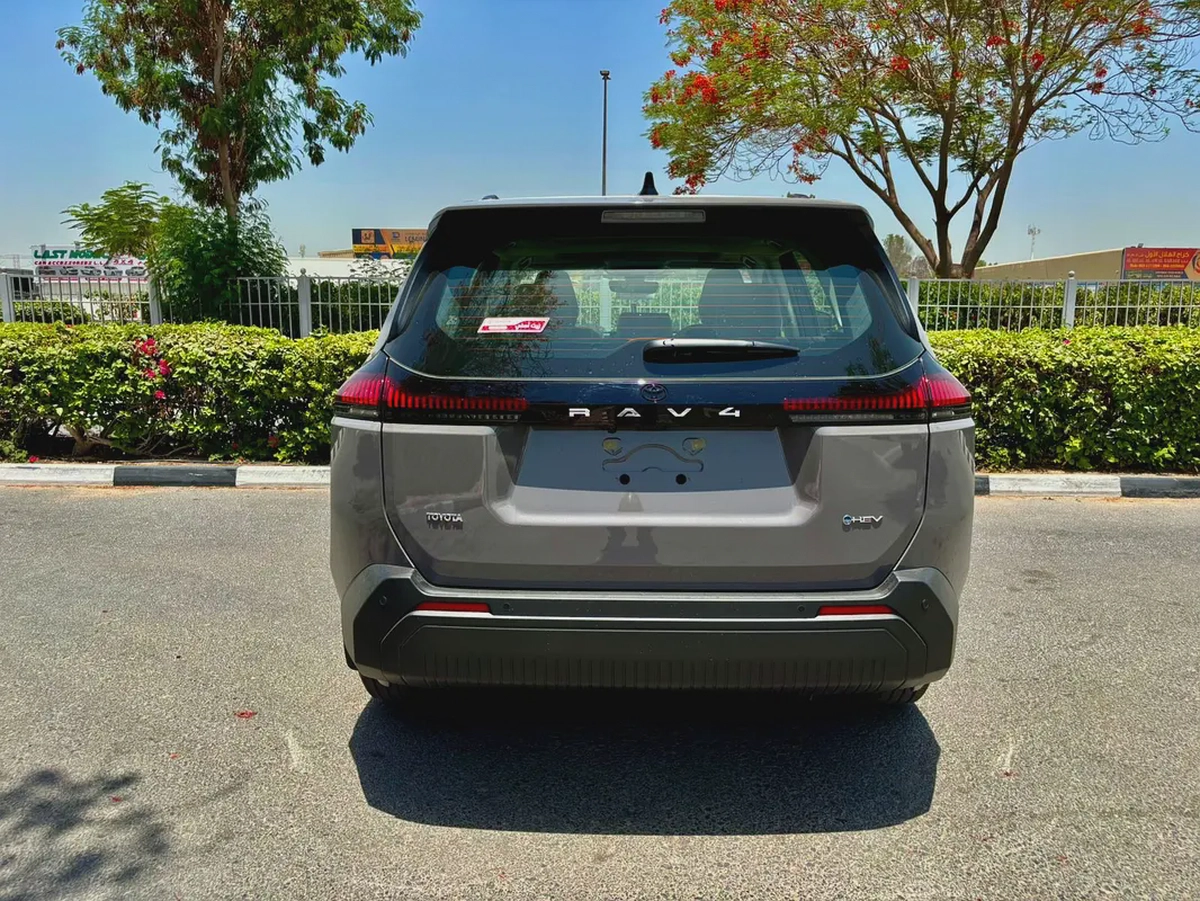 2026 Toyota RAV4 XLE 2.5L HYBRID WITH RADAR GCC Specs-3-3