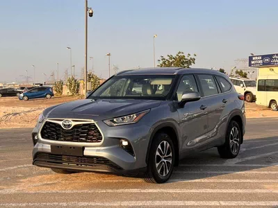 Toyota Highlander  2022 Toyota Highlander Hybrid Full Option Gcc -2.5L V4 - Rear Camera & Sensor - Leather Seat - S-2