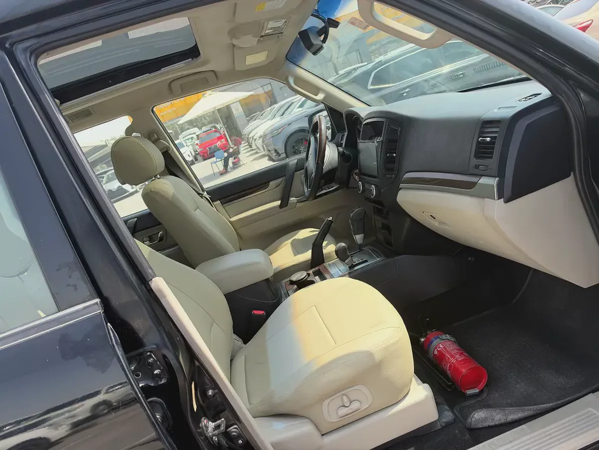 Mitsubishi Pajero GLX 2012 GCC Specs fullopshin-7-7