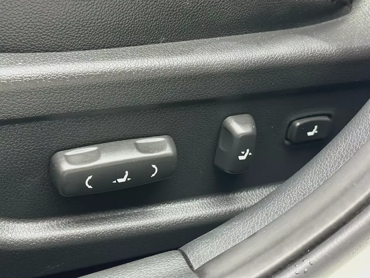 KIA K5 MODEL 2011 FULL OPTION NO ACCIDENT-10-10