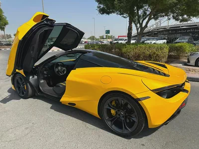 McLaren 720S-12