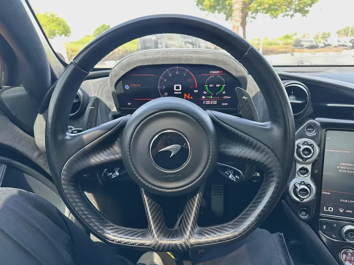 McLaren 720S-9-9