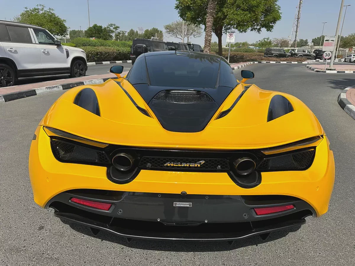 McLaren 720S-4-4