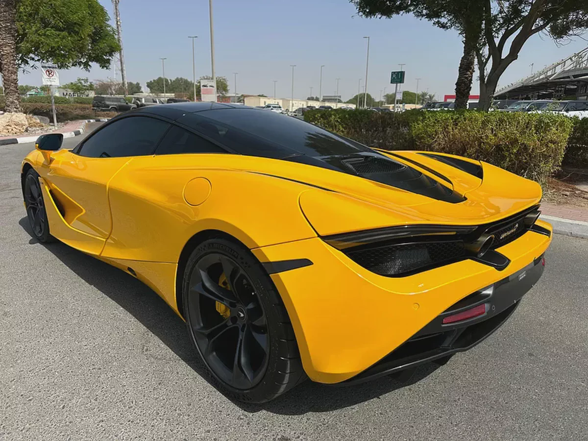 McLaren 720S-5-5