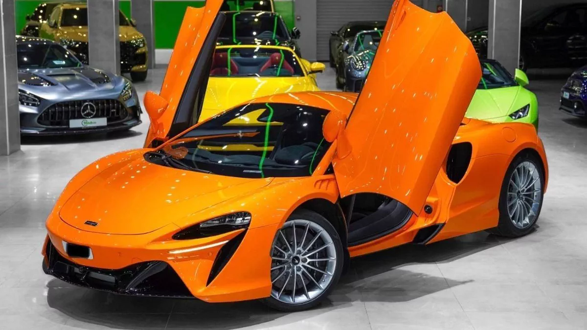 McLaren Artura STANDARD | 2 years warranty and service-1-0