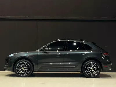 Porsche Macan S AMERICAN SPEC | 2,630 / Month-3