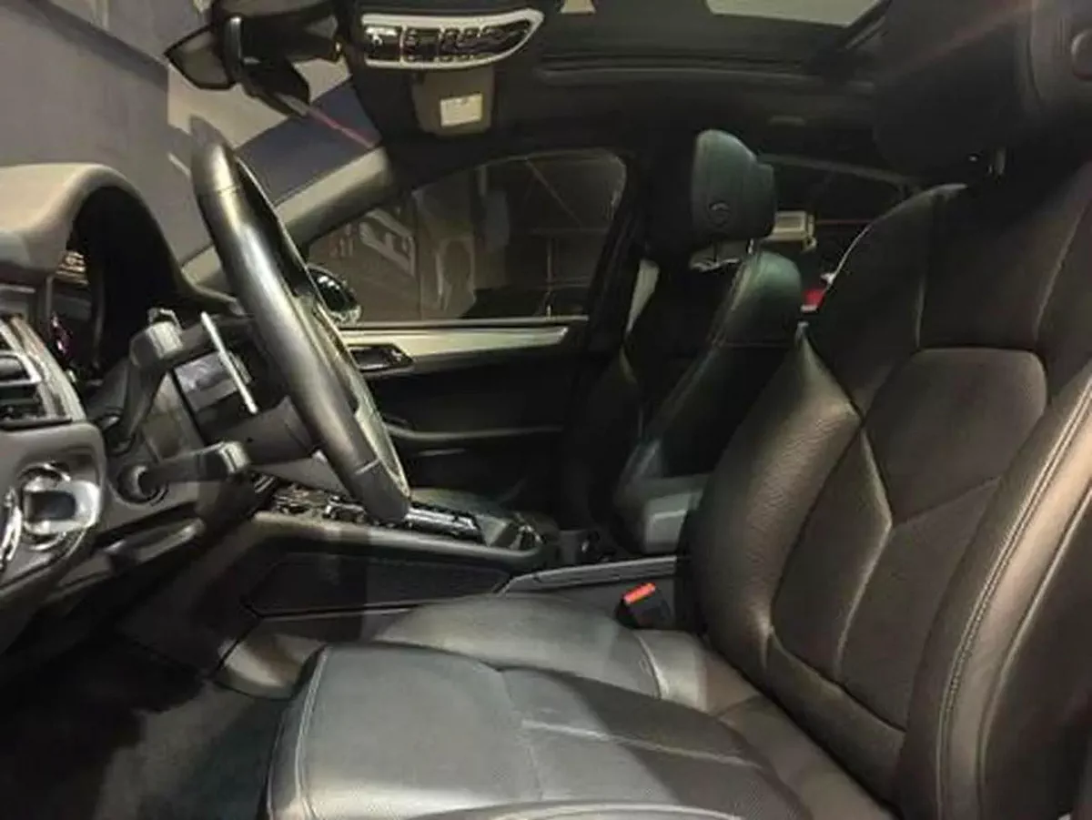 Porsche Macan S AMERICAN SPEC | 2,630 / Month-10-0