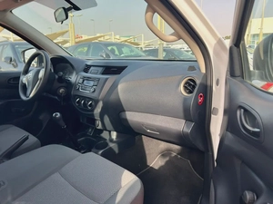 2020 Nissan Navara | Manual | 4X2 | GCC | Ref#1010