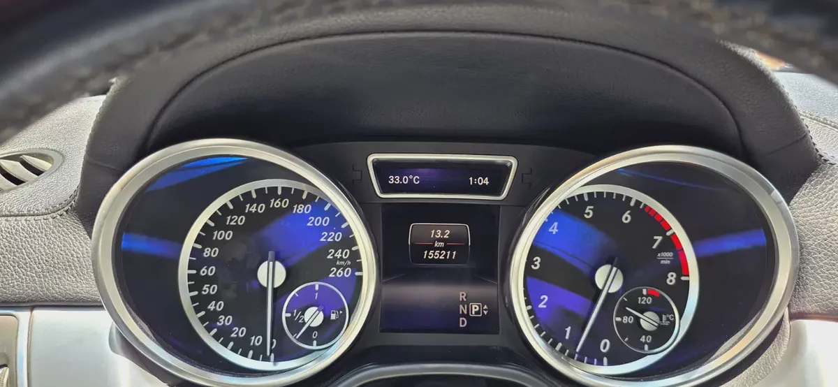 2014 Mercedes-Benz GL 500 4Matic-Full option-Excellent Condition-12-12