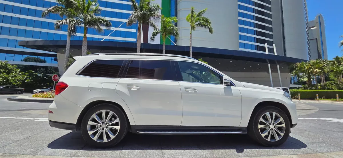 2014 Mercedes-Benz GL 500 4Matic-Full option-Excellent Condition-2-2