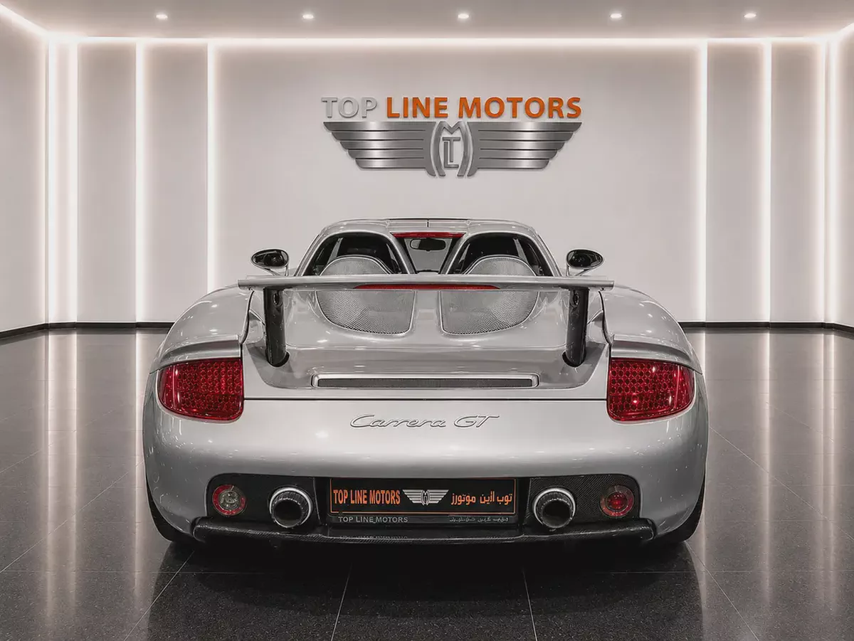 PORSCHE CARRERA GT, FULL SERVICE HISTORY, MAJOR SERVICE FROM AL NABOODAH,EXCELLENT CONDITION-8-8